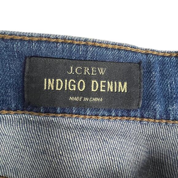 J.‎ Crew Indigo Denim Shorts Destroyed Distressed Jean Short Raw Hem Women's 26 - Picture 3 of 11